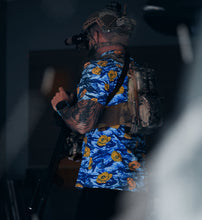 Load image into Gallery viewer, Tiger Stripe Blue Button-up