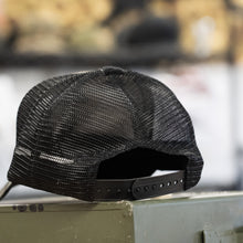 Load image into Gallery viewer, Low Cut Gunfighter Camo Hat